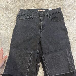 Levi's Women's Dark Gray Ankle Jeans